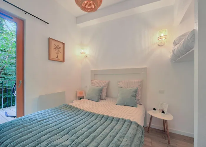 Les Charmes C24a - Le Val Joly *